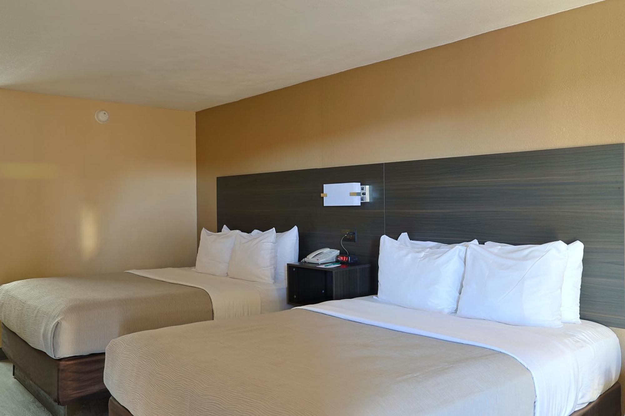 Quality Inn Kennedy Space Center Titusville Exterior photo