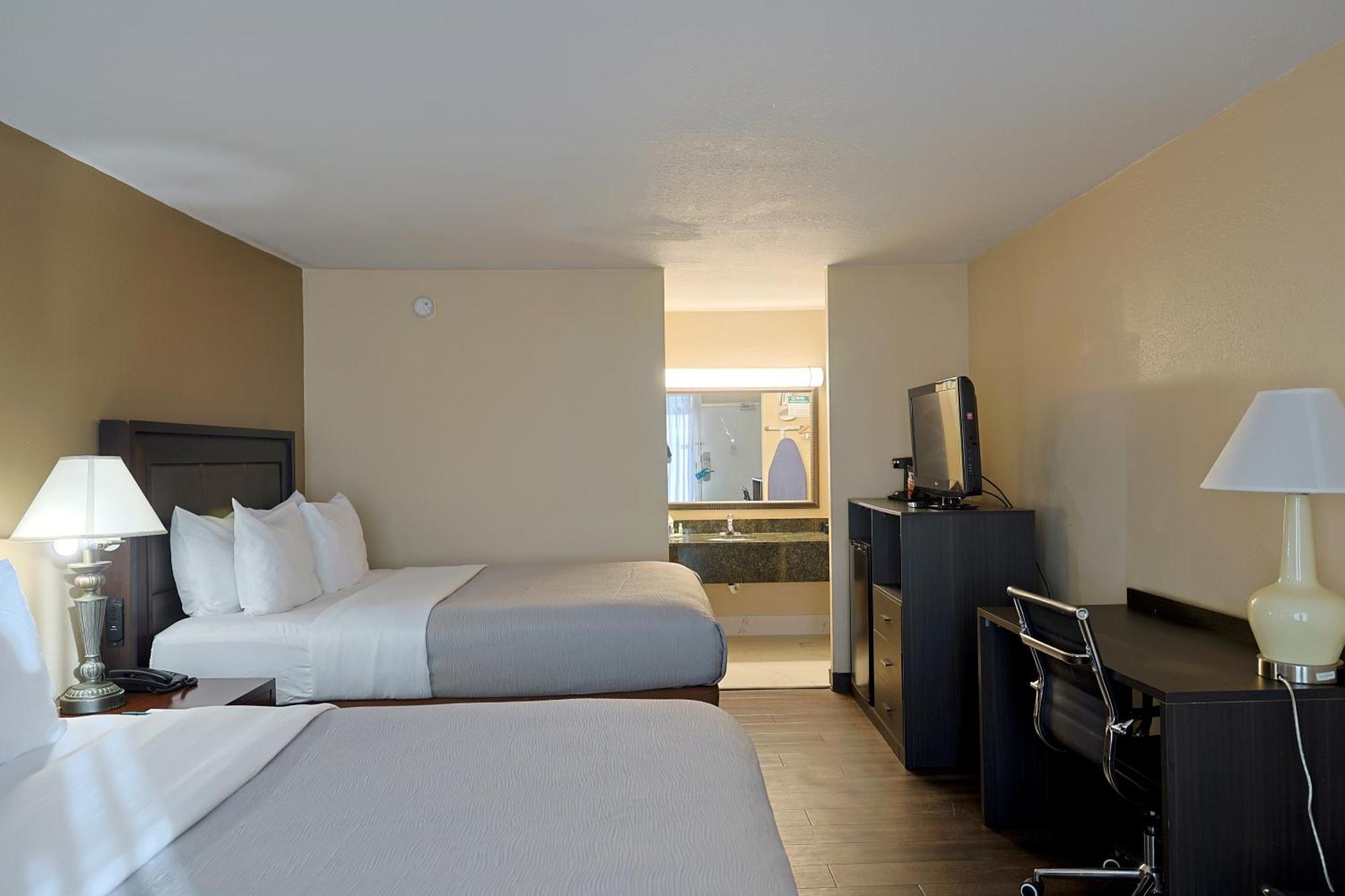 Quality Inn Kennedy Space Center Titusville Exterior photo